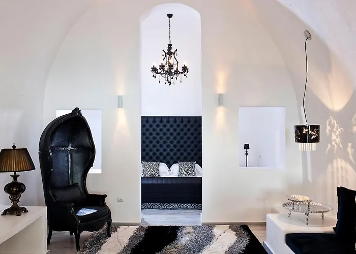 Βίλα Venetian-style Santorini 1 Bedroom Astroglia Beautiful Φηρά