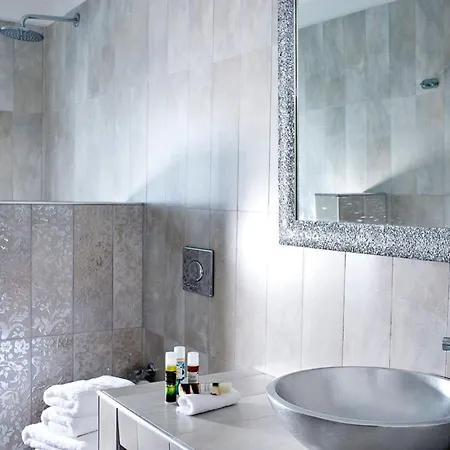 빌라 Venetian-style Santorini 1 Bedroom Astroglia Beautiful